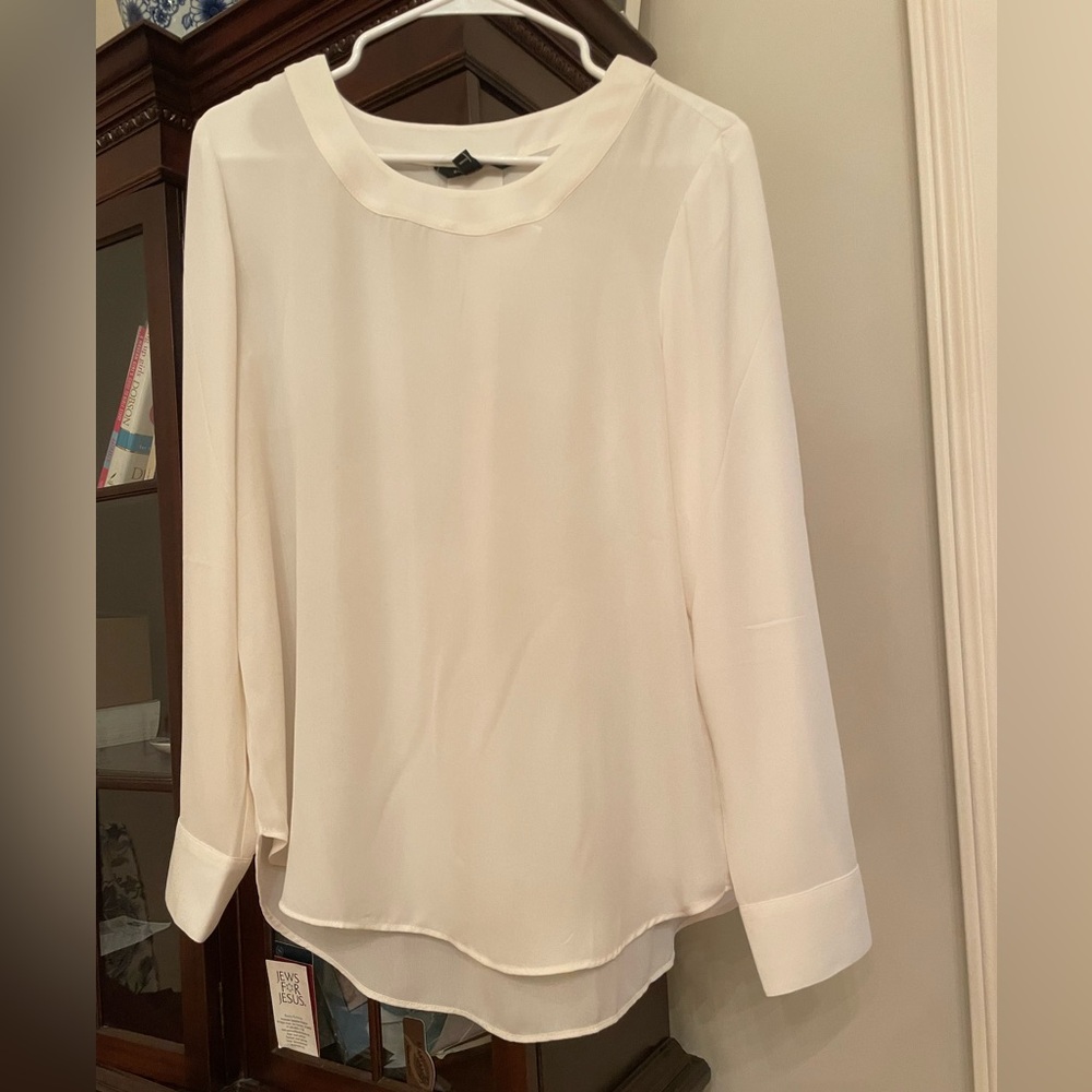 Banana Republic White Blouse Medium NWT